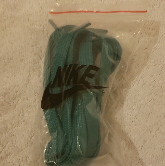 Nike Air Force 1 07 LV8 NBA Pack - Picture 5 of 8